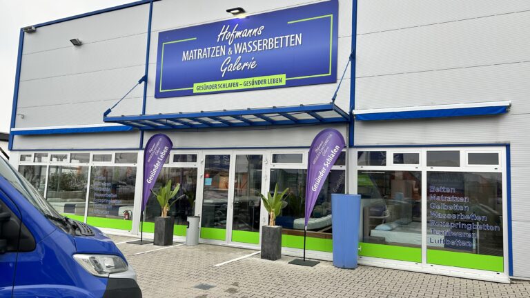 Eingang Hofmanns Matratzen & Wasserbetten Galerie